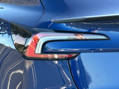 Used 2024 Tesla Model 3 Performance AWD/4WD image 43