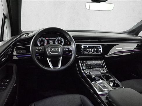 Certified 2025 Audi Q7 2.0T Premium Plus w/ Premium Plus Package AWD/4WD image 19