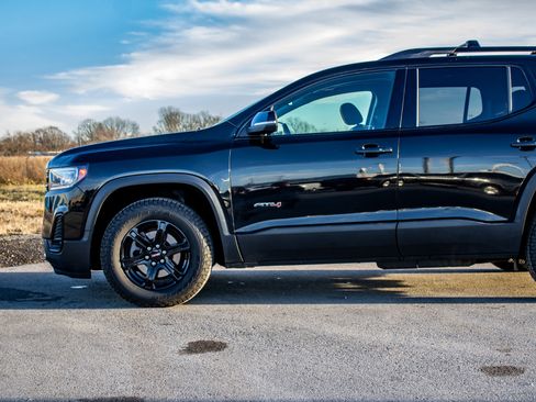 Used 2020 GMC Acadia AT4 image 42