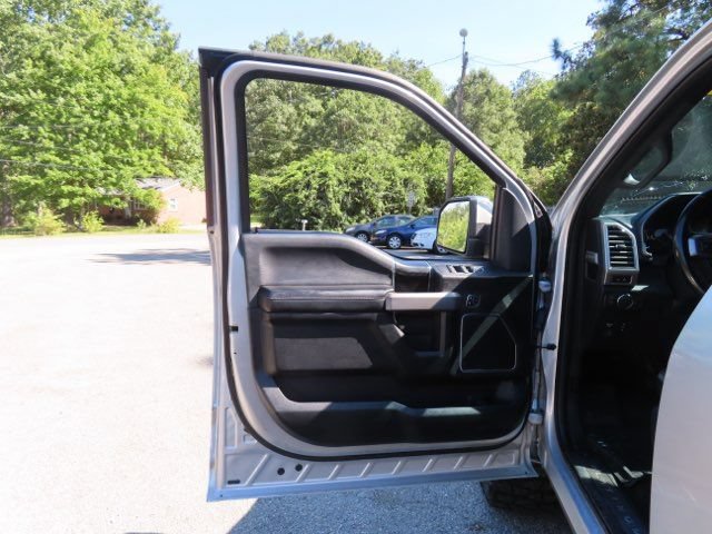 Used 2018 Ford F150 Platinum w/ Max Trailer Tow Package AWD/4WD image 16