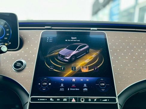 Used 2023 Mercedes-Benz EQE 350+ 4MATIC SUV image 26