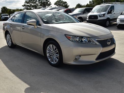 Used 2013 Lexus ES 350 image 1