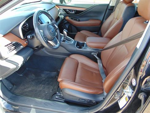 Used 2022 Subaru Outback Touring image 10