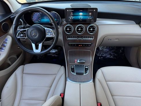 Used 2022 Mercedes-Benz GLC 300 4MATIC image 15
