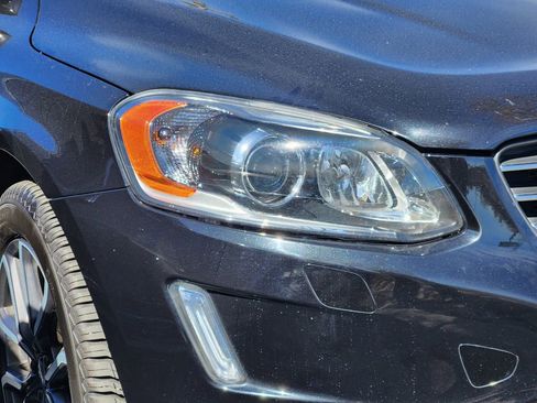 Used 2017 Volvo XC60 T6 Dynamic w/ Preferred Option Package image 5