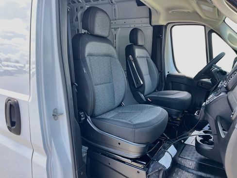 New 2026 RAM ProMaster 2500 w/ Convenience Group FWD image 23