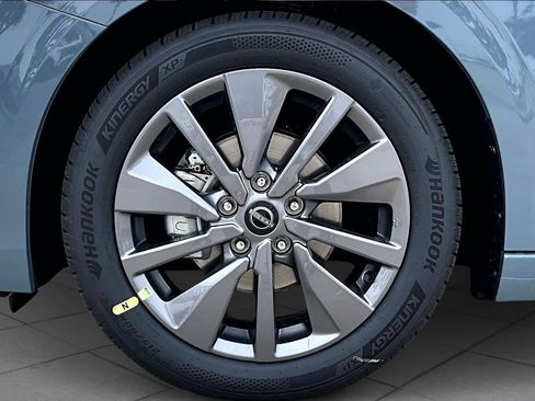 New 2026 Nissan Sentra SL w/ Floor Mat Package FWD image 9