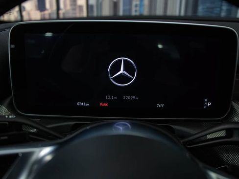 Certified 2023 Mercedes-Benz C 300 4MATIC Sedan image 18