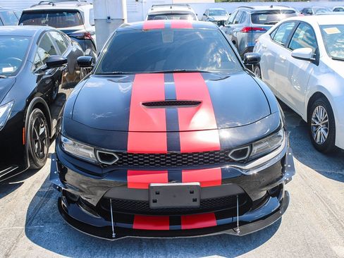 Used 2019 Dodge Charger R/T RWD image 3
