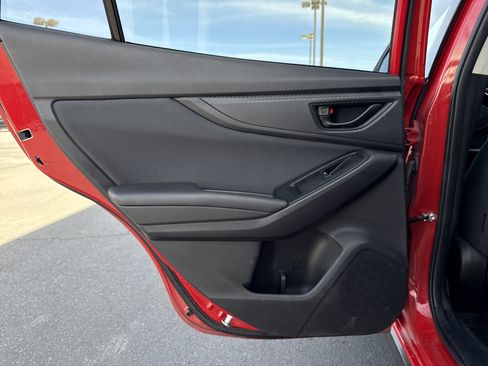 Used 2021 Subaru Crosstrek 2.0i Premium image 23