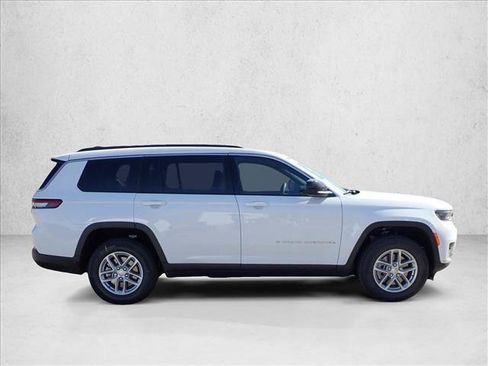 New 2026 Jeep Grand Cherokee L Laredo AWD/4WD image 5