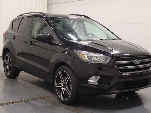 Used 2019 Ford Escape SEL AWD/4WD image 3