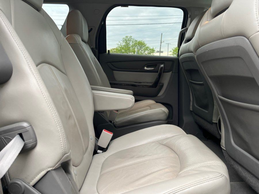 Used 2017 GMC Acadia Limited SLT AWD/4WD image 28