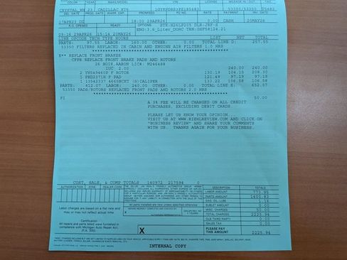 Certified 2023 Cadillac XT6 Premium Luxury w/ LPO, Floor Liner Package AWD/4WD image 4