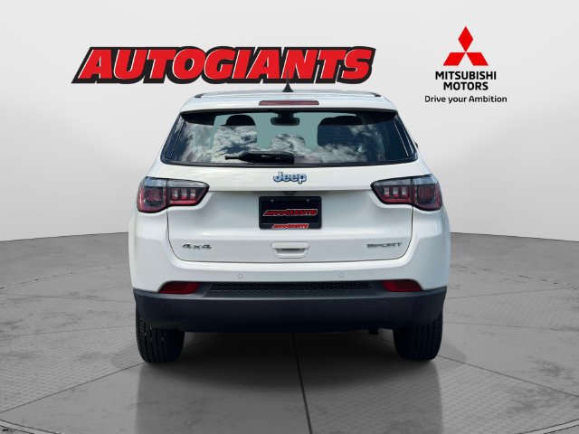 Used 2018 Jeep Compass Sport w/ Tech Group AWD/4WD image 3