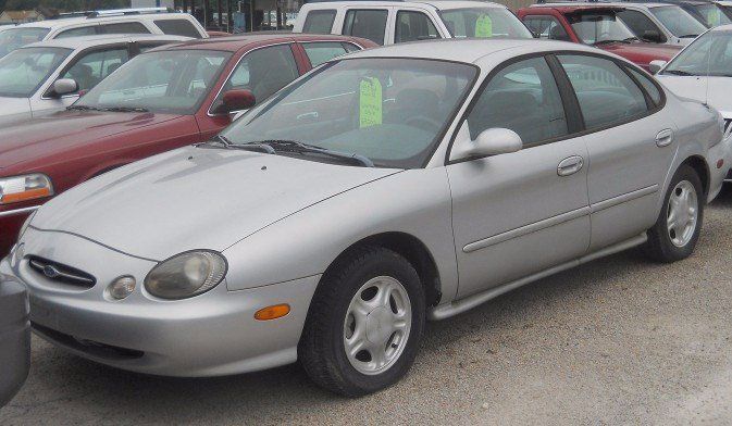 Used 1998 Ford Taurus SE FWD image 1