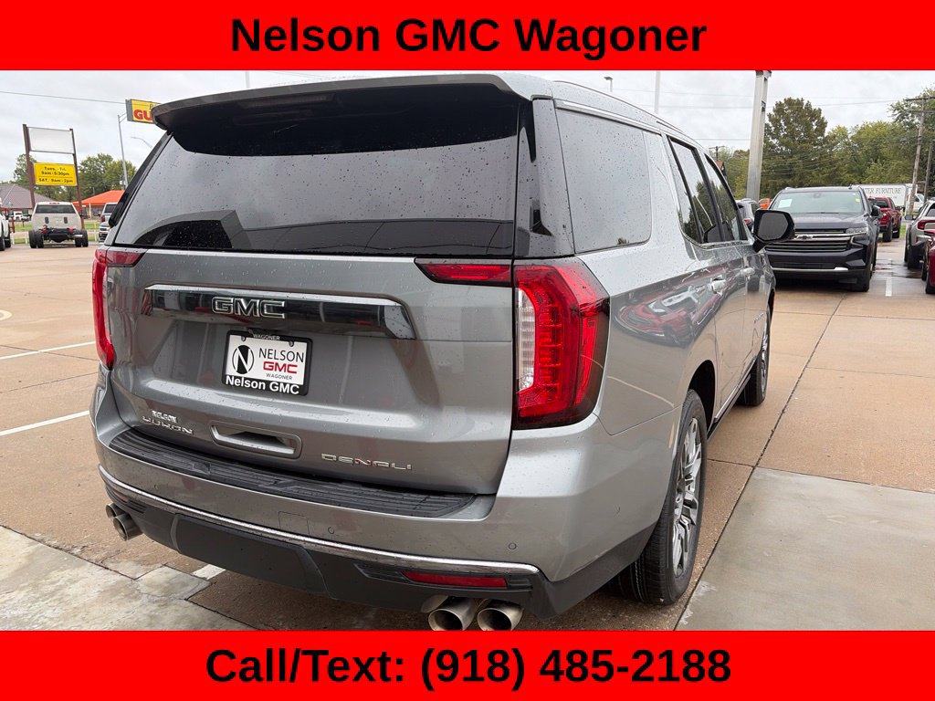 Used 2023 GMC Yukon Denali Ultimate AWD/4WD image 5