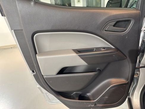 Used 2017 Chevrolet Colorado W/T w/ WT Convenience Package image 16