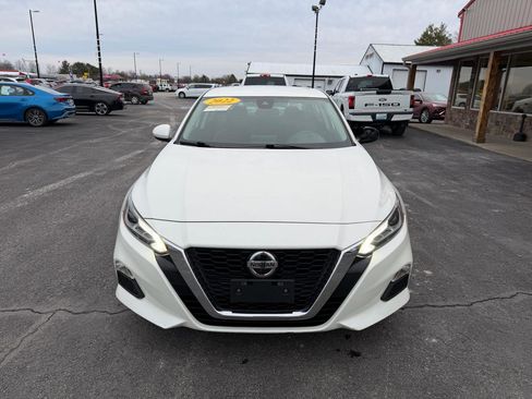 Used 2022 Nissan Altima 2.5 SV image 9