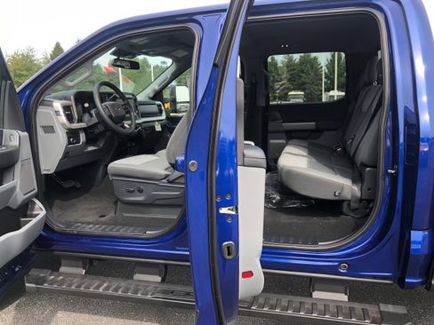 New 2026 Ford F250 XLT w/ XLT Premium Package image 10
