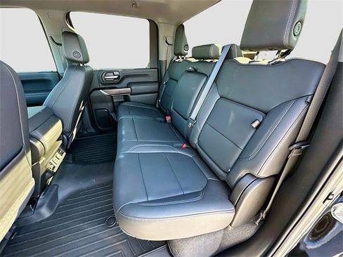 Used 2022 GMC Sierra 2500 SLT image 23