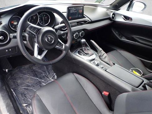Used 2019 MAZDA MX-5 Miata Grand Touring RWD image 8