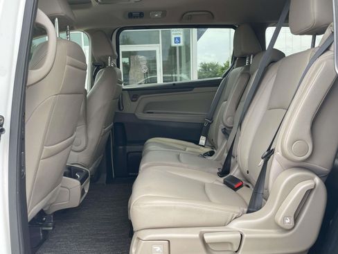 Used 2024 Honda Odyssey Touring image 10