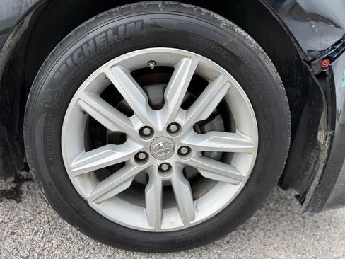 Used 2013 Toyota Avalon XLE FWD image 17