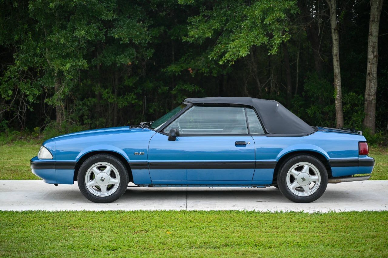 Used 1989 Ford Mustang LX RWD image 7
