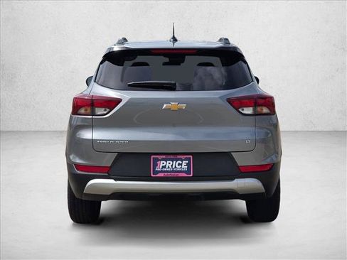 Used 2025 Chevrolet TrailBlazer LT FWD image 7