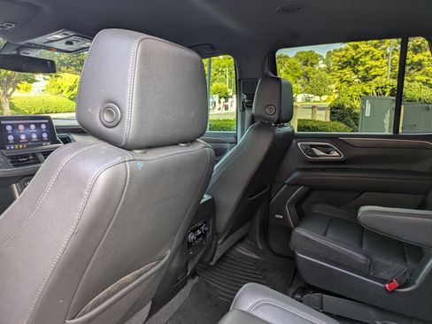 Used 2021 Chevrolet Tahoe LT AWD/4WD image 14