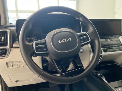 Used 2022 Kia Sorento SX AWD/4WD image 14