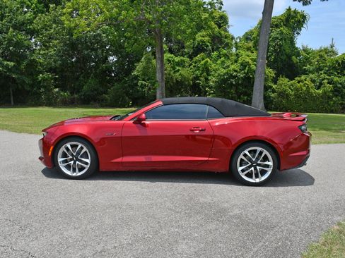 Used 2022 Chevrolet Camaro LT w/ RS Package RWD image 2