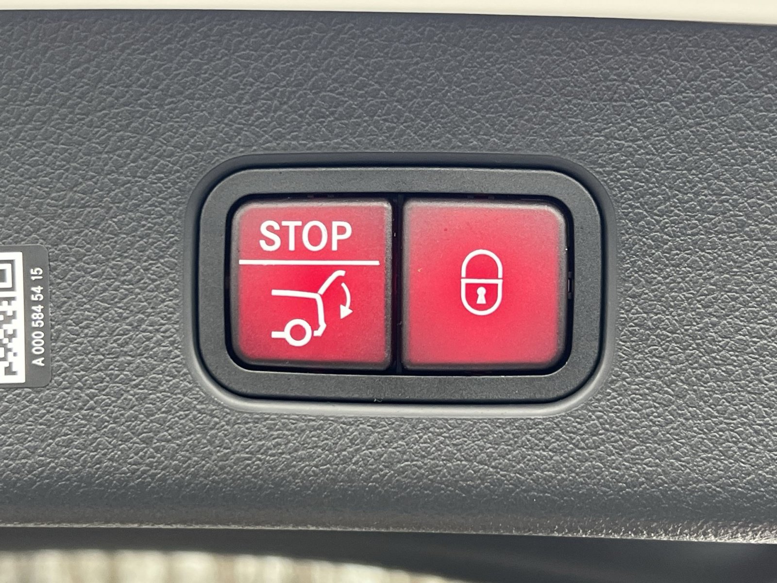 Certified 2026 Mercedes-Benz GLC 300 4MATIC image 25