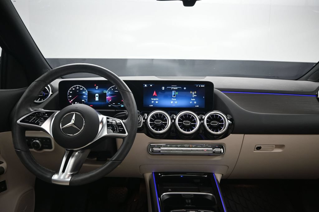Used 2025 Mercedes-Benz GLA 250 image 18