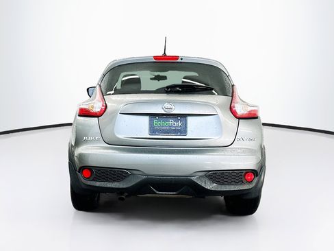 Used 2017 Nissan Juke SV w/ Technology Package AWD/4WD image 7