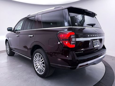 Used 2024 Ford Expedition Platinum AWD/4WD image 14