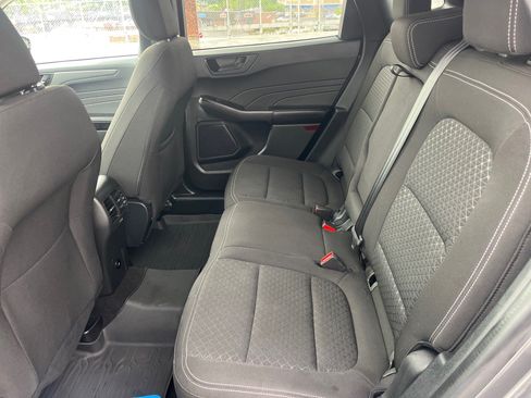 Certified 2024 Ford Escape Active AWD/4WD image 18