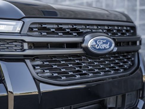 New 2025 Ford Ranger XL image 12