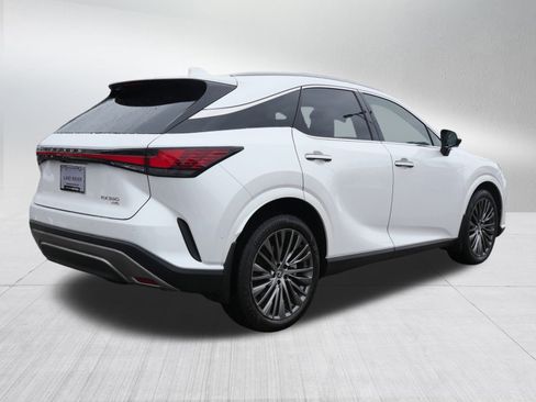 Used 2024 Lexus RX 350 w/ Convenience Package image 5