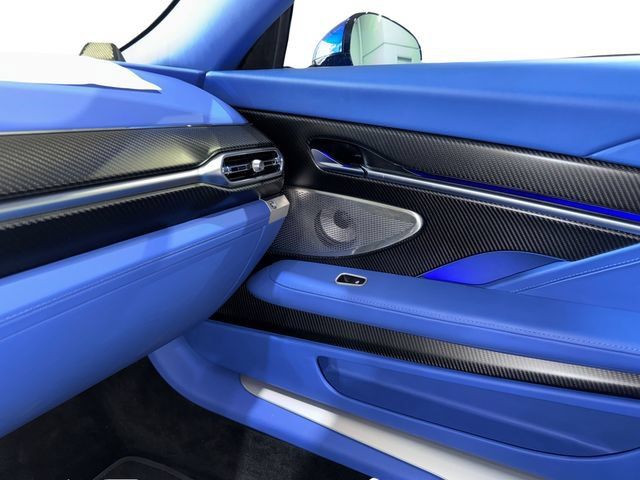 Used 2026 Aston Martin Vanquish RWD image 24