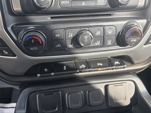 Used 2018 GMC Sierra 1500 SLT image 19