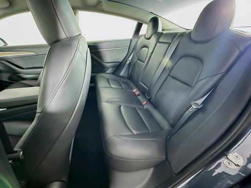 Used 2023 Tesla Model 3 Standard Range RWD image 26