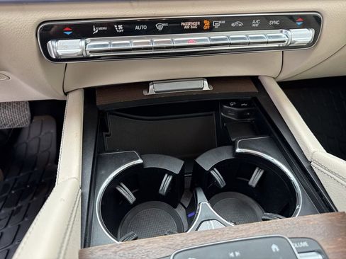 Used 2022 Mercedes-Benz GLE 350 4MATIC image 27