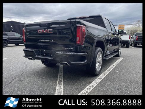 Used 2023 GMC Sierra 1500 Denali w/ Technology Package AWD/4WD image 5