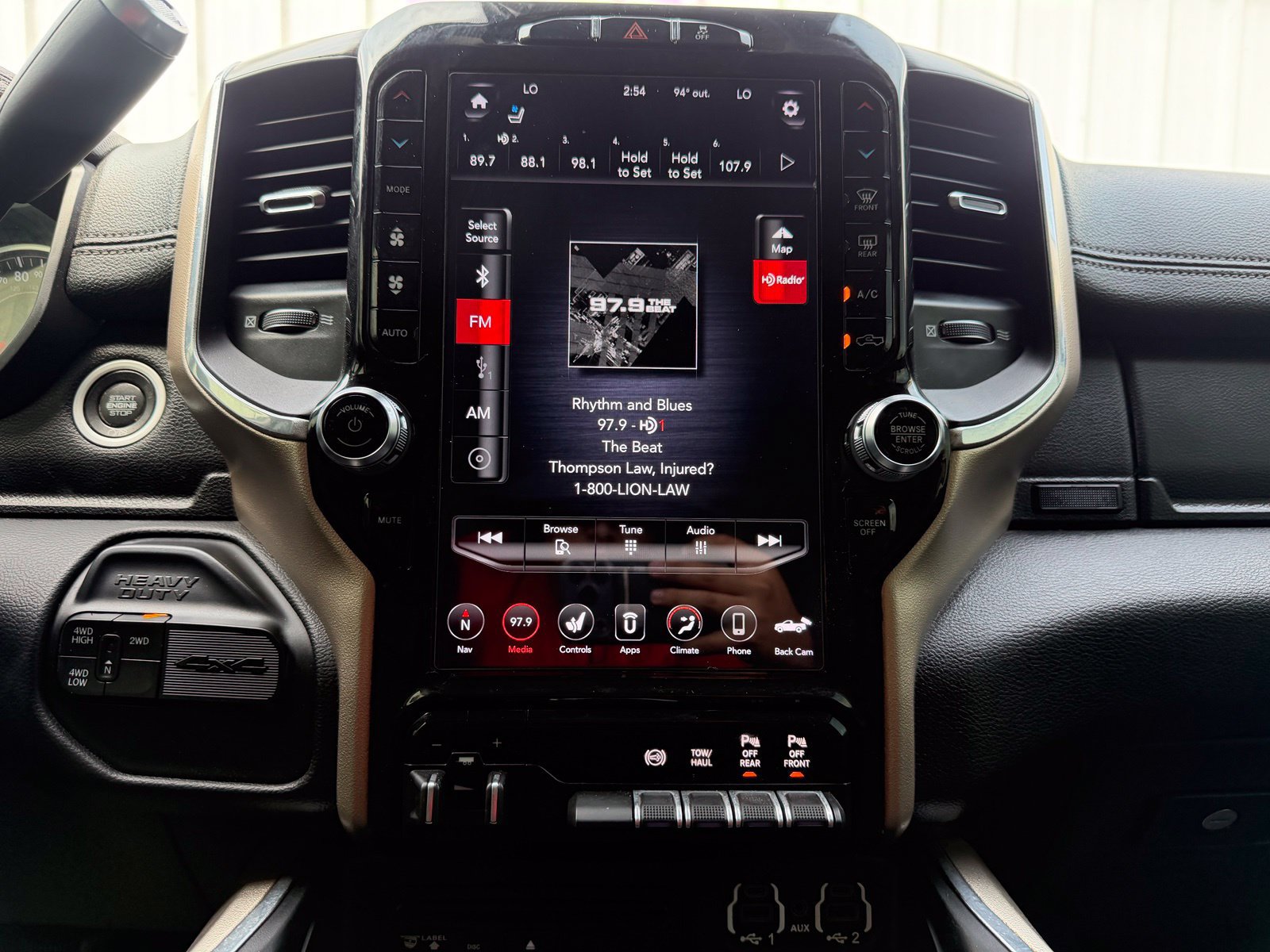 Used 2019 RAM 2500 Laramie AWD/4WD image 15