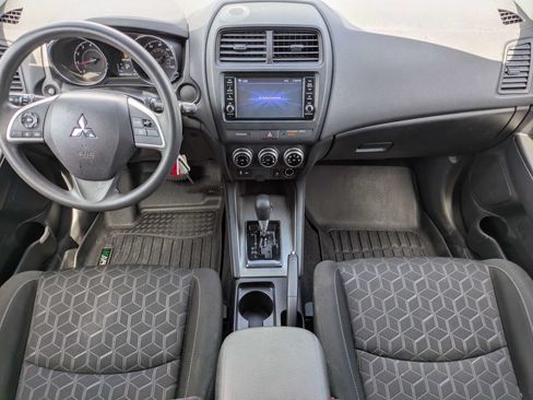 Used 2024 Mitsubishi Outlander Sport ES AWD/4WD image 9