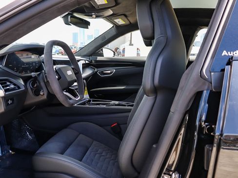 New 2026 Audi S e-tron GT Prestige image 24