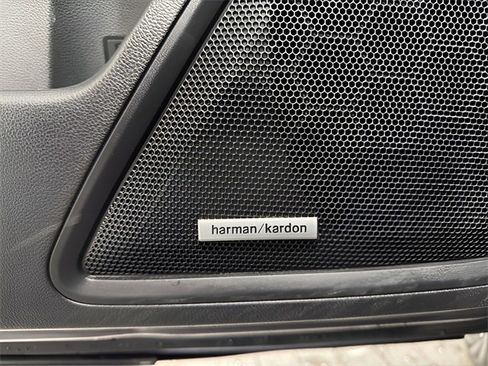 Certified 2025 Subaru Outback Limited w/ Popular Package #2 image 10