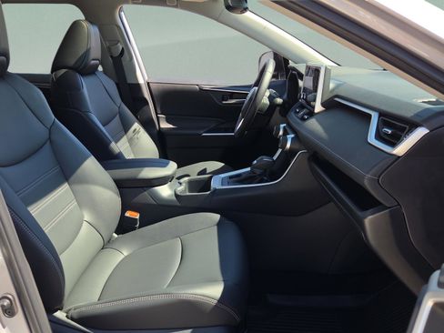 Certified 2025 Toyota RAV4 XLE Premium image 19